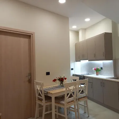 Apartment Nebulous *